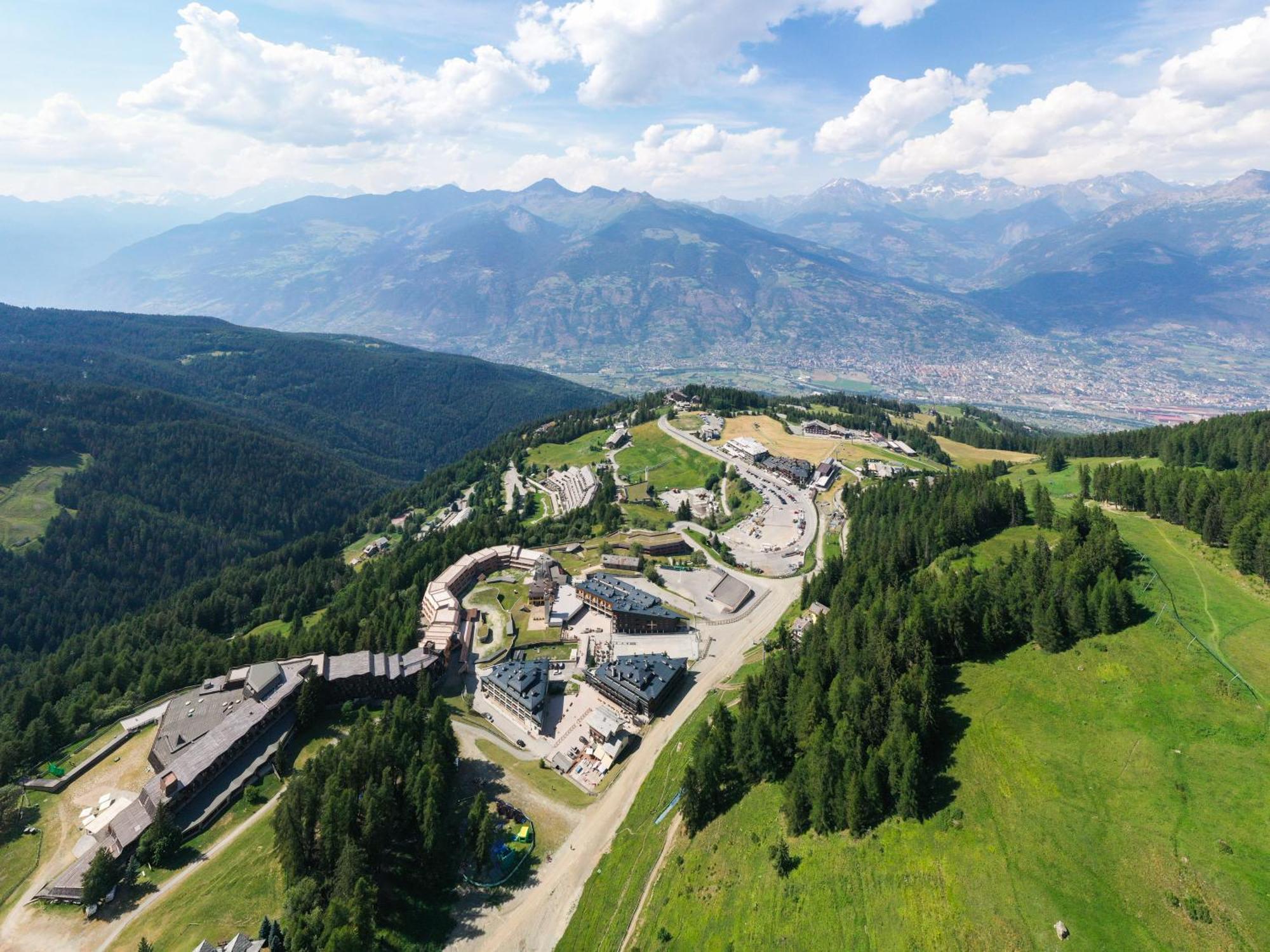 Апартаменти Monolocale Sulle Piste Da Sci Піла Екстер'єр фото
